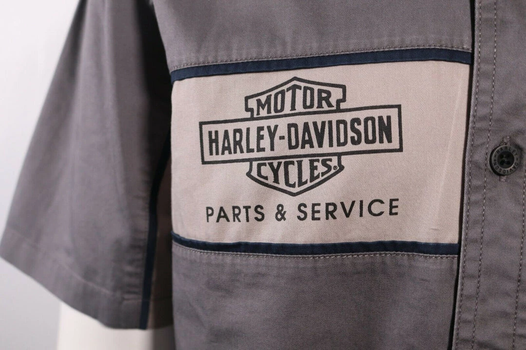 Harley-Davidson Men's Navy Collar Grey Two Tone S/S Woven Shirt (S25) 7 Harley-Davidson Men's Navy Collar Grey Two Tone S/S Woven Shirt (S25)