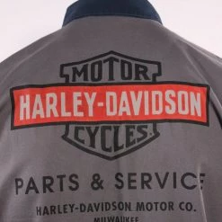 Harley-Davidson Men's Navy Collar Grey Two Tone S/S Woven Shirt (S25) 15 Harley-Davidson Men's Navy Collar Grey Two Tone S/S Woven Shirt (S25)