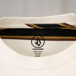 Volcom Men's Primer Beige White Da Fino Stripe Heather S/S T-Shirt (S37) 11 Volcom Men's Primer Beige White Da Fino Stripe Heather S/S T-Shirt (S37)