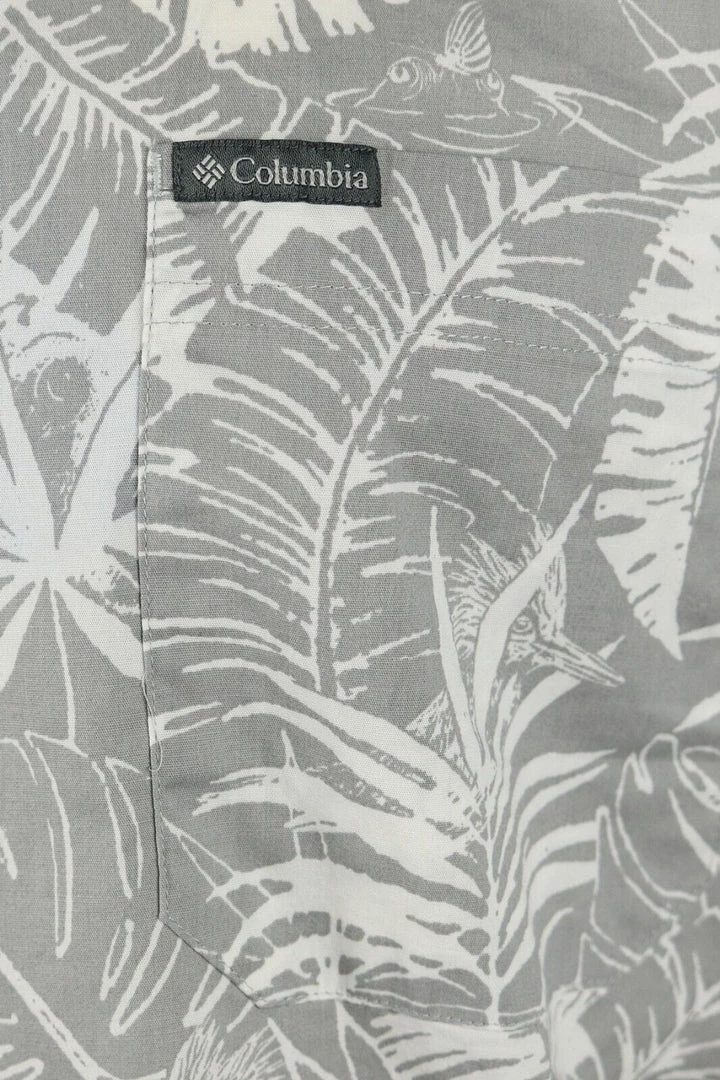 Columbia Men's Silver & White Palm Leaves Rapid Rivers S/S Woven Shirt (041) 6 Columbia Men's Silver & White Palm Leaves Rapid Rivers S/S Woven Shirt (041)