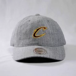 Mitchell & Ness Men's Grey Cleveland Cavaliers Hat (Retail $36)