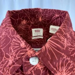 Kuhl Levi's Men's Maroon Red Flowers S/S Woven Shirt