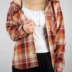 Flannels Carhartt Women's Barn Red Orange Beige Plaid Hooded L/S Woven Shirt