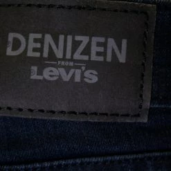 Levi Strauss Men's Blue Premium Super Soft Flex Regular Taper Denim Jeans (S47)