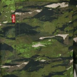 Levi's Men's Green Camouflage S/S Woven Shirt 11 Levi's Men's Green Camouflage S/S Woven Shirt