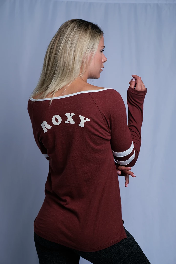 Roxy Women's Wave Scoop Neck L/S T-Shirt (S03) 11 Roxy Women's Wave Scoop Neck L/S T-Shirt (S03)