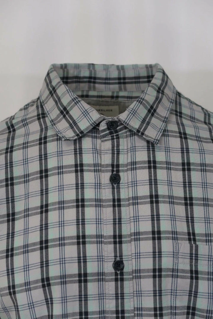 Quiksilver Quik Silver Men's Grey Everyday Check S/S Woven Shirt (Retail $44) Size Large 6 Quiksilver Quik Silver Men's Grey Everyday Check S/S Woven Shirt (Retail $44) Size Large