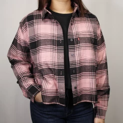 Levi's Women's Black Pink Plaid Cropped L/S Flannel Shirt