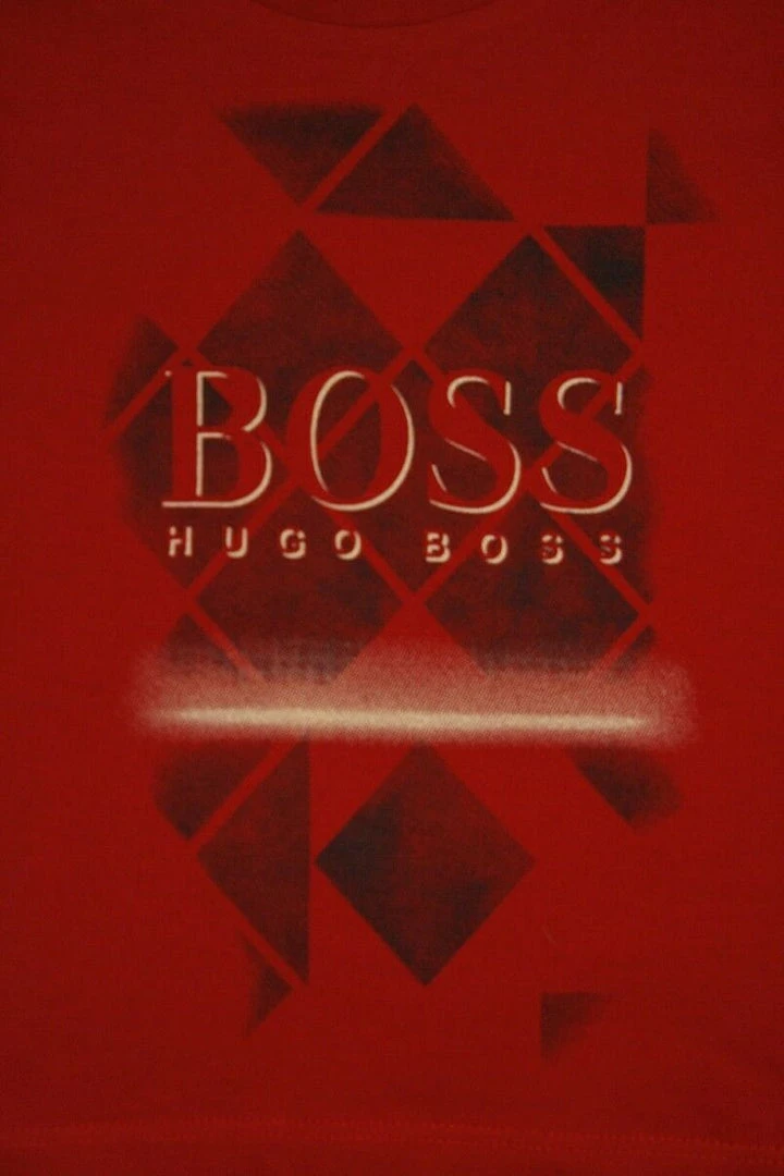 T-Shirts Hugo Boss Kid's Red Geometric Shapes S/S T-Shirt (S08) 5 T-Shirts Hugo Boss Kid's Red Geometric Shapes S/S T-Shirt (S08)